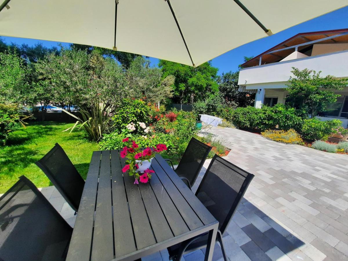 Apartment Noa'S Garden Бибине Екстериор снимка