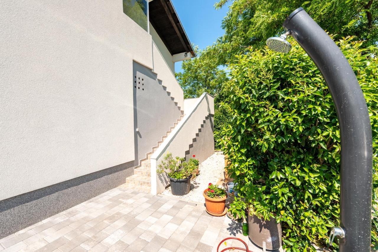 Apartment Noa'S Garden Бибине Екстериор снимка